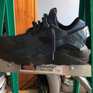 Nike hurache shoes.